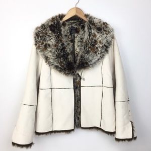 Eivissa Perfect Chic Coat for the Winter!